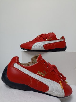 Zapatillas Puma Ferrari. Artículo de colección.