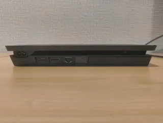 Ps4 Slim 1TB + Mando + Cables