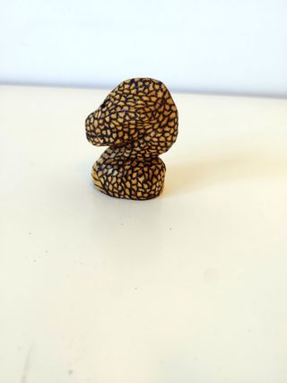 Figura Serpiente Tallada y Pirograbada a mano