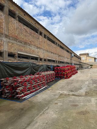 Comederos y tetinas Jordano