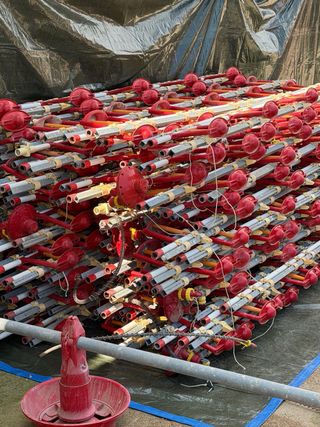 Comederos y tetinas Jordano