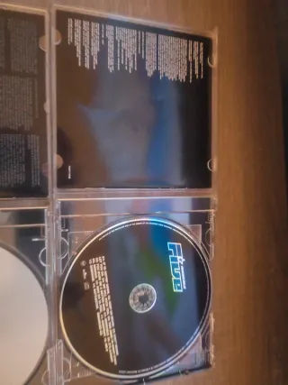 Set 2 CD Five Invincible + King Size