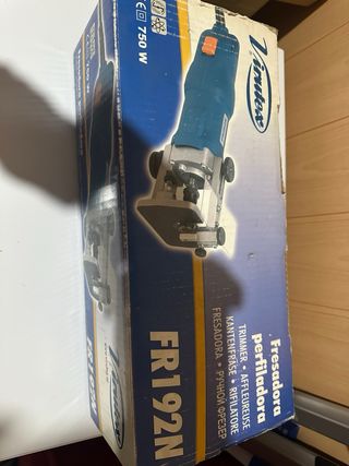 Fresadora Virutex FR192N