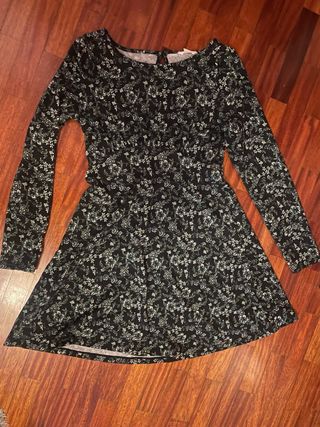 Vestido negro estampado floral