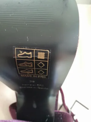 Sandalias terciopelo burdeos