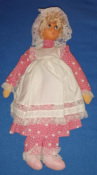 Muñeca de trapo vintage