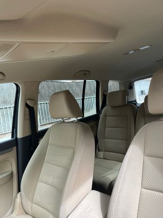 Volkswagen Touran 2011