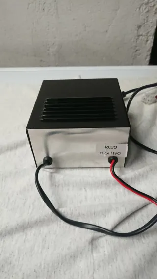 transformador de corriente de 220V a 12V - 5A