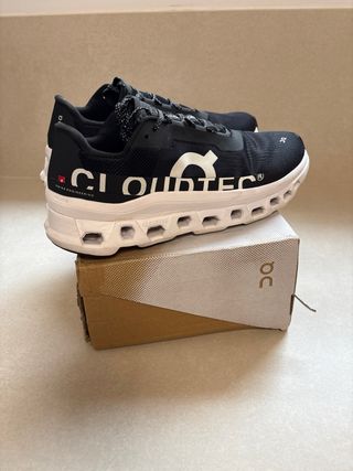 Zapatillas On Running Cloudmonster Negras