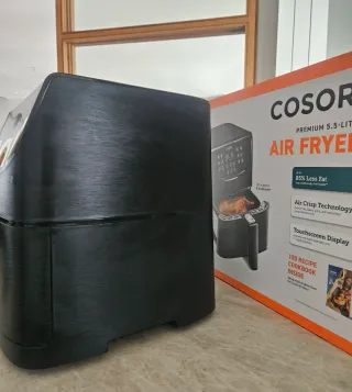 Freidora de aire Cosori 5.5L como nueva