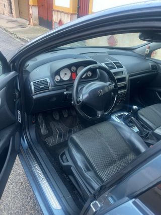 Peugeot 407 2004