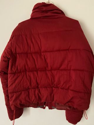 Abrigo acolchado rojo talla S