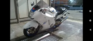 Honda CBR 1100 XX Blanca
