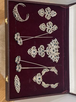 Aderezo Fallera azul y plata costo