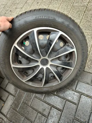 Juego 4 Ruedas Invierno Dunlop 205/55 R16