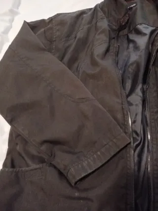 Chaqueta impermeable negra Talla L