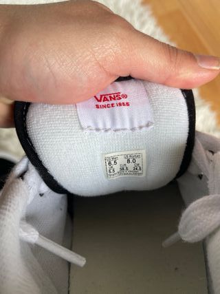 Vans Knu Skool negras y blancas – Nuevas