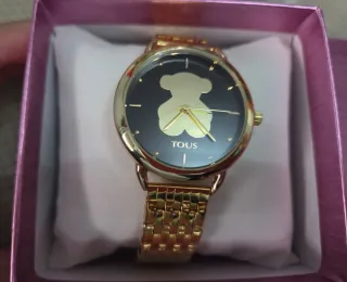 Reloj nuevoPlata y Negro en Caja
