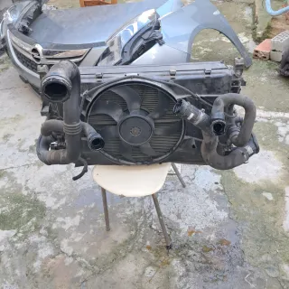 Frente Opel Zafira Tourer 2015