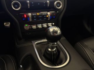 FORD Mustang Fastback 5.0 Ti-VCT GT 450CV MANUAL!!