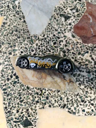 Hot Wheels Ominous Sir Verde