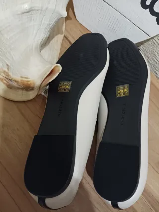 Bailarinas Parfois Bicolor Beige y Negro.