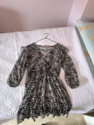 Vestido estampado cebra manga larga