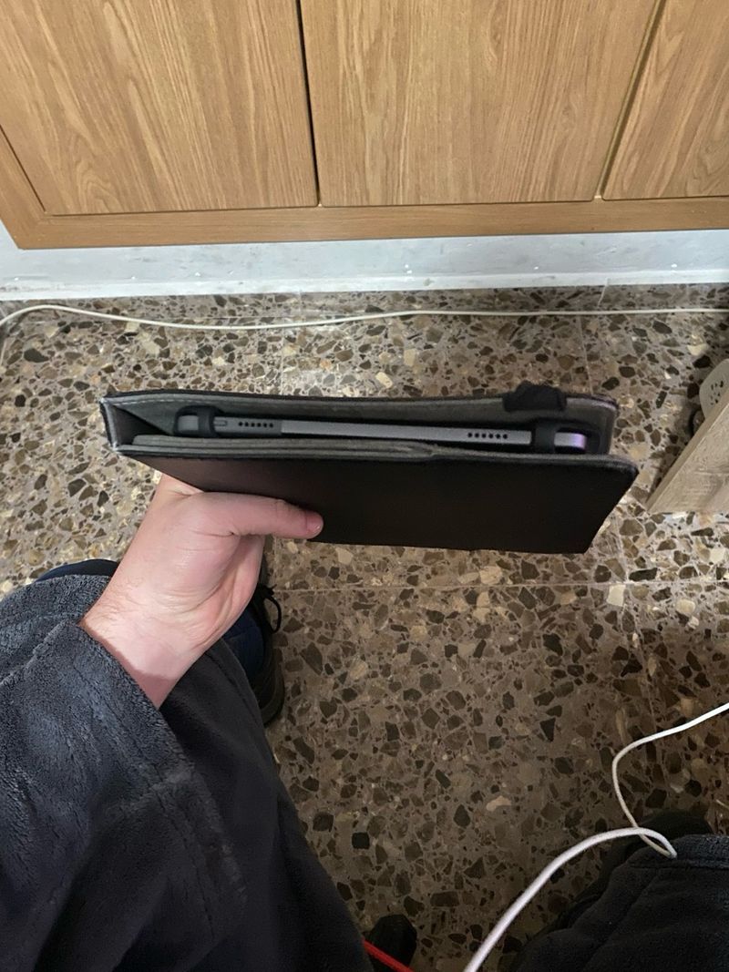Lenovo Tab M10 Gris/Negro afbeelding 4