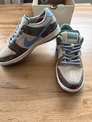 Nike Dunk Low SB Beige Multicolor