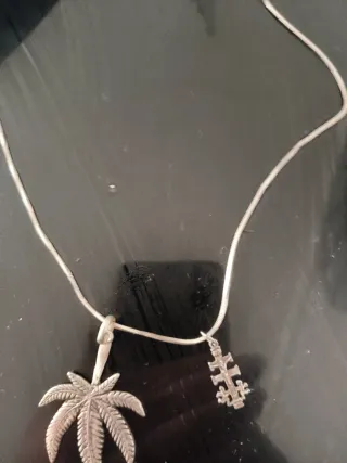 Colgante Plata Hoja y Cruz