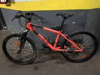 Bicicleta B-Twin Rockrider 500 Naranja
