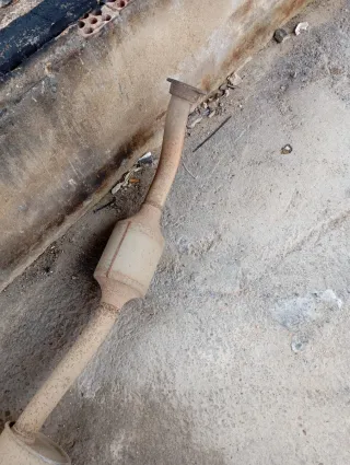 Tubo de escape Peugeot expert