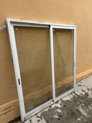 Ventana corredera aluminio blanca