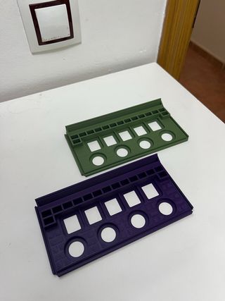 Seis bandejas multicolor Catan