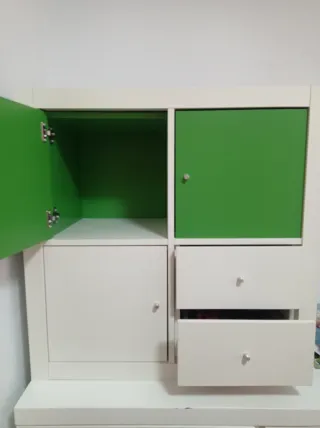 Estanteria KALLAX IKEA blanco y verde