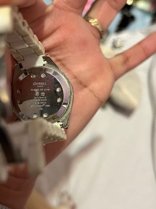 Reloj Chanel Beige y Plateado Mujer