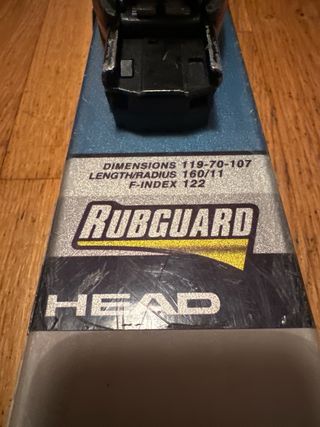 Esquís y bastones Head