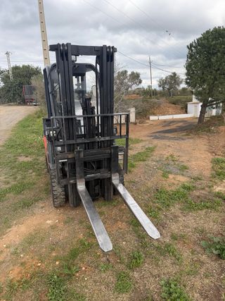 Carretilla Elevadora Toyota 1800kg DIESEL