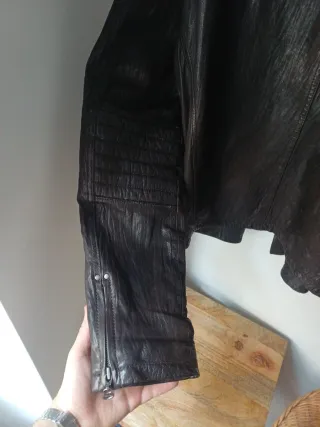 Chaqueta Piel Ovina Armani Jeans Talla L. XWZ