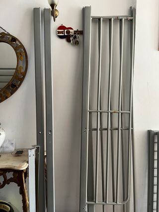 Cama litera metálica gris