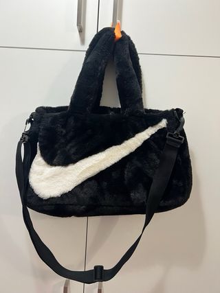 Conjunto de Chaqueta y bolsa Nike