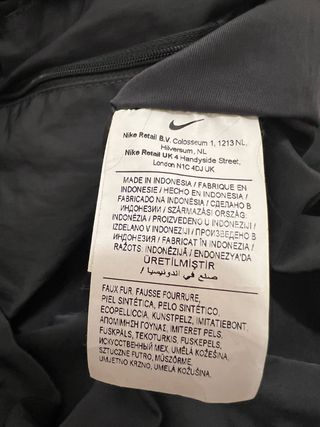 Conjunto de Chaqueta y bolsa Nike