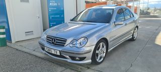 Mercedes-Benz Clase C 2005