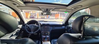 Mercedes-Benz Clase C 2005