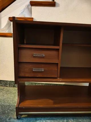 Mueble TV madera marrón