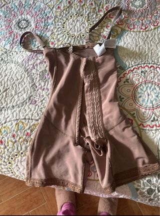 Faja reductora moldeadora beige