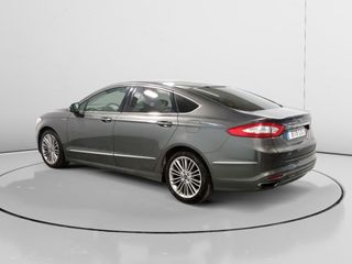 Ford Mondeo Hybrid Vignale