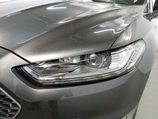 Ford Mondeo Hybrid Vignale