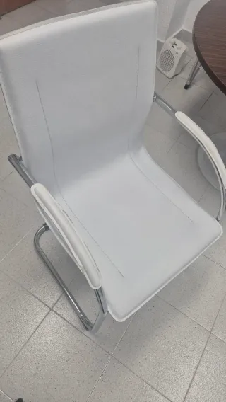 Juego 4 Sillas Polipiel Blancas