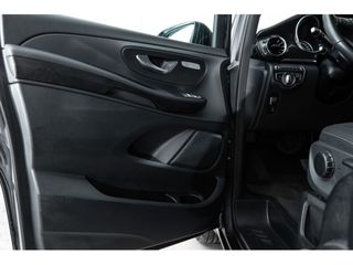 MERCEDES-BENZ Clase V 220 d Rise Largo